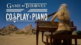 Watch the Khaleesi Play Piano in the Desert of Your <em>GoT</em> Dreams
